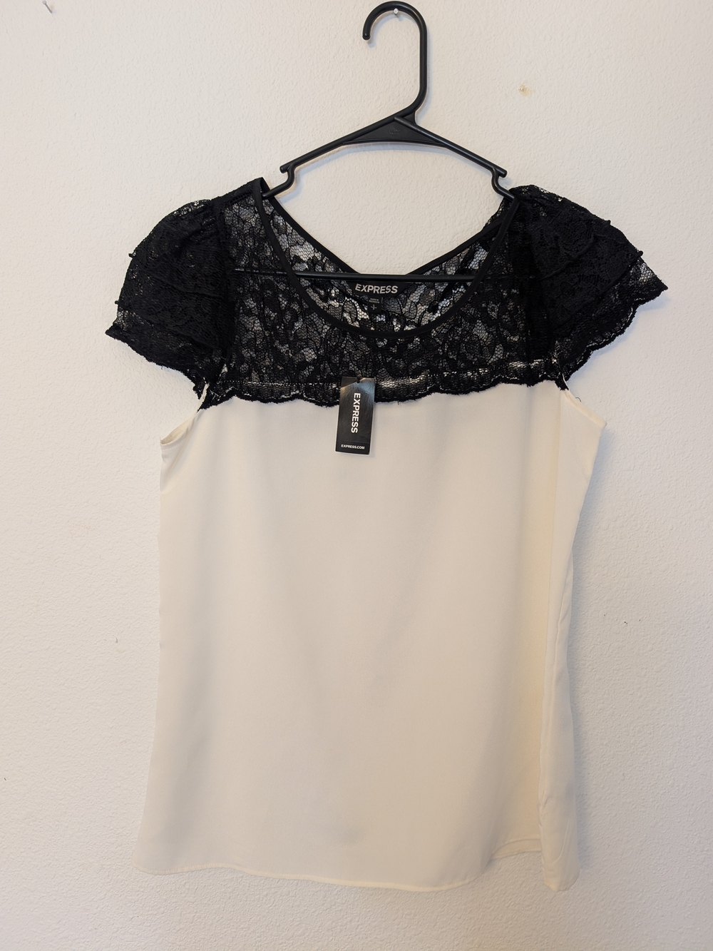 Express Women's Black Lace-Trim Cream Shell Top